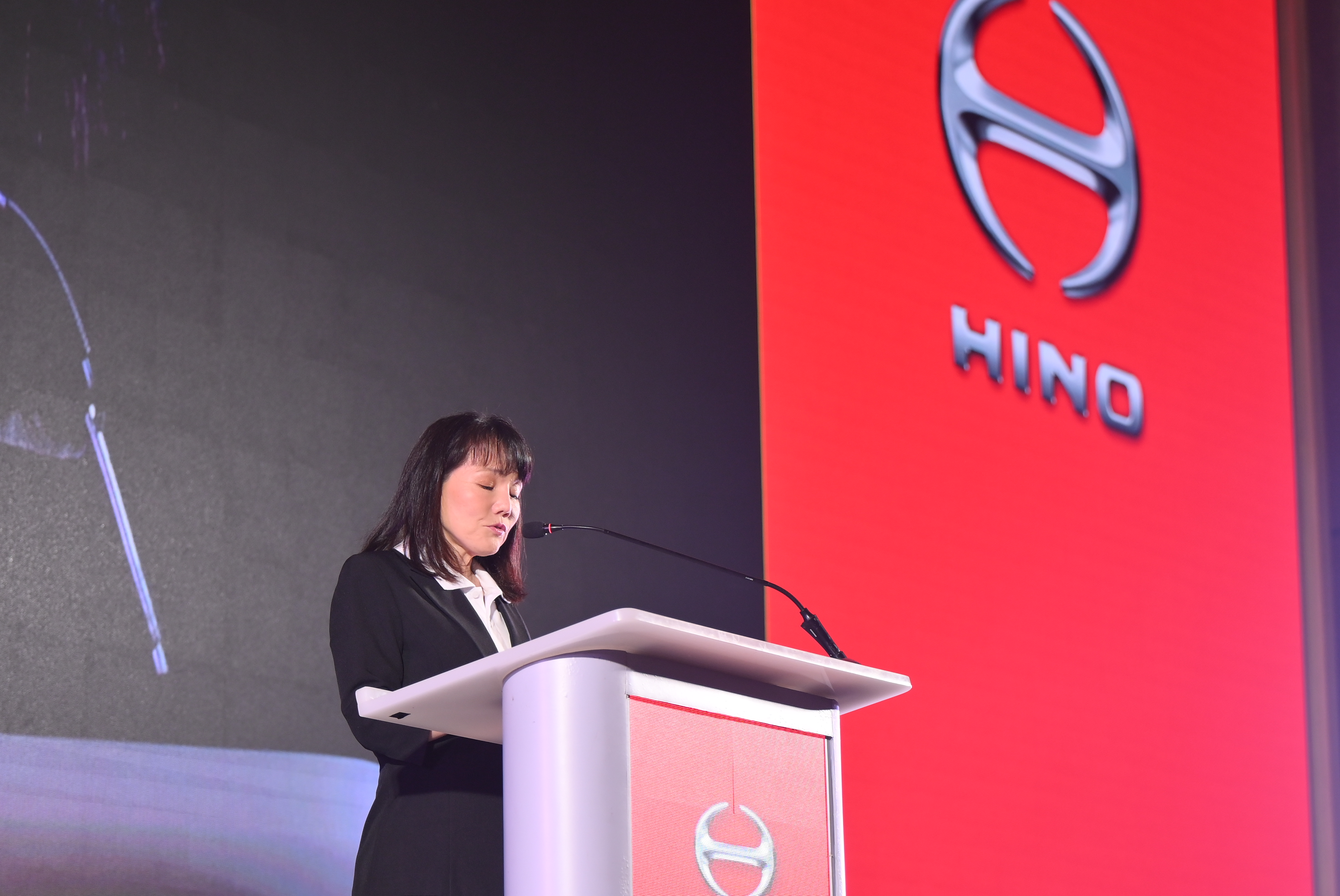 https://www.hinothailand.com/_content_images/news/gallery/0F25F8D5-432F-8B69-BA2D-592121E0B475.JPG
